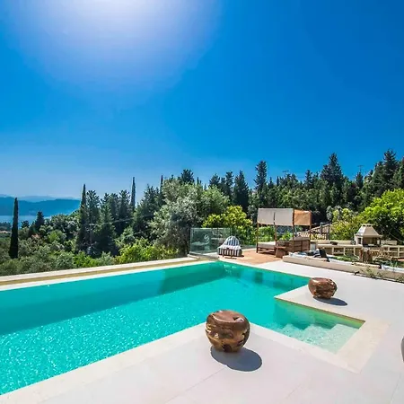 Pandora Lygia (Lefkada)